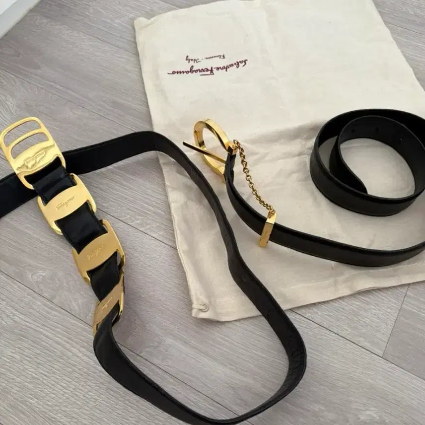 [BUNJANG] Salvatore Ferragamo Multi Gold Logo Plaque Gancini Chain Buckle Belt / 살바토레 페라가모 벨트