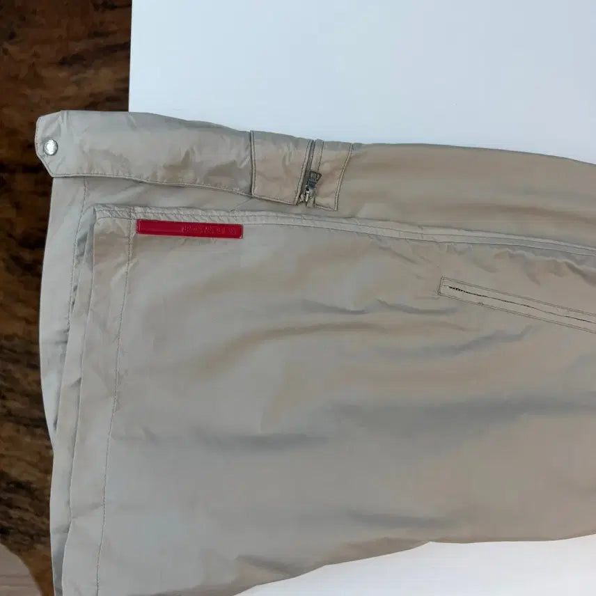 [BUNJANG] Prada Detachable Zip Pocket Cotton Blend Shorts / 프라다 지퍼 포켓 반바지
