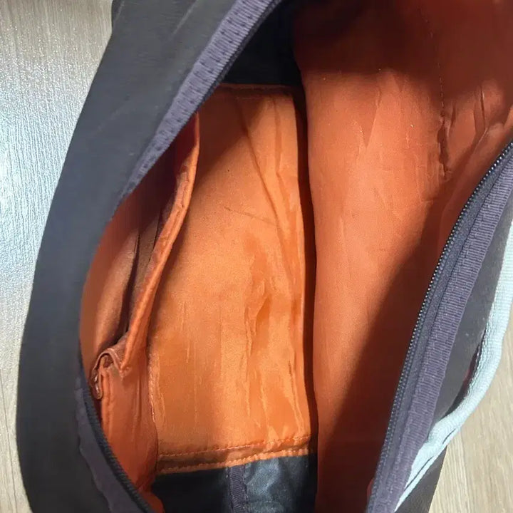 [BUNJANG] Adidas Vintage Brown Crossbody Bag / 아디다스 빈티지 브라운 크로스백