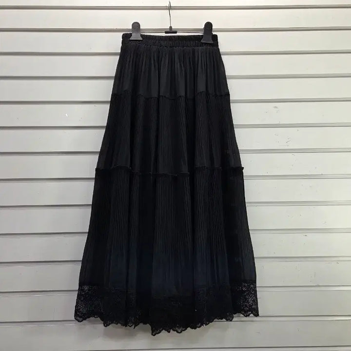 [BUNJANG] Black Lace Trimmed Banding Long Skirt / 블랙 밑단 레이스장식 밴딩 롱스커트/보물찾기천사