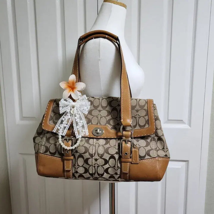 [BUNJANG] Coach Hampton Flap Satchel Shoulder Bag / 거의새거) 코치햄튼 플랩사첼, 숄더백