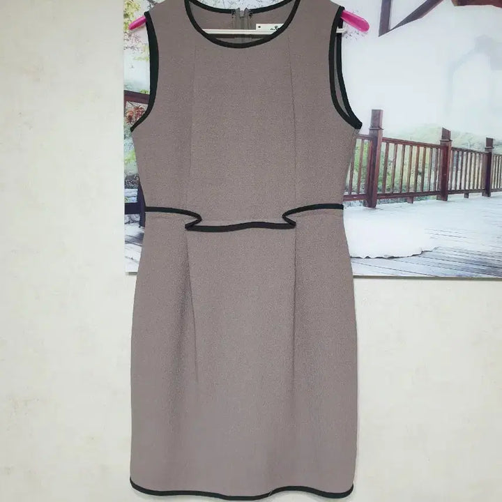 [BUNJANG] Sleeveless Dress - Size 55 (S) for Date/Guest Look / 민소매 원피스 55 s 데이트룩 하객룩