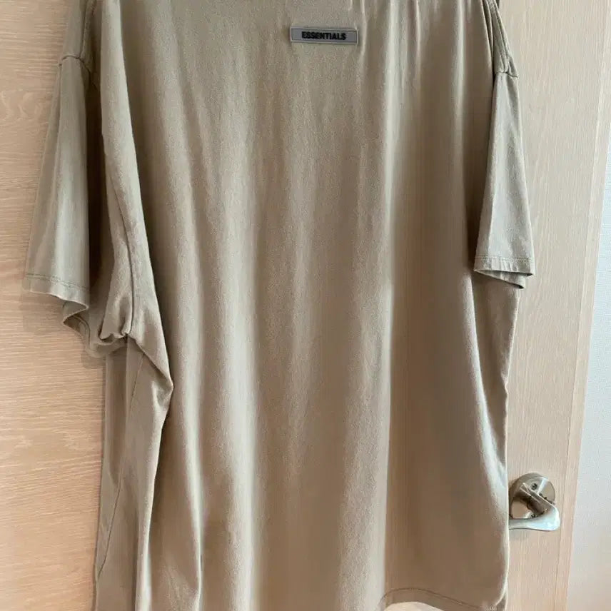 [BUNJANG] Fear of God Essentials Moss Green T-Shirt M / 정품! 에센셜 피어오브갓 모스 반팔티 M 카키