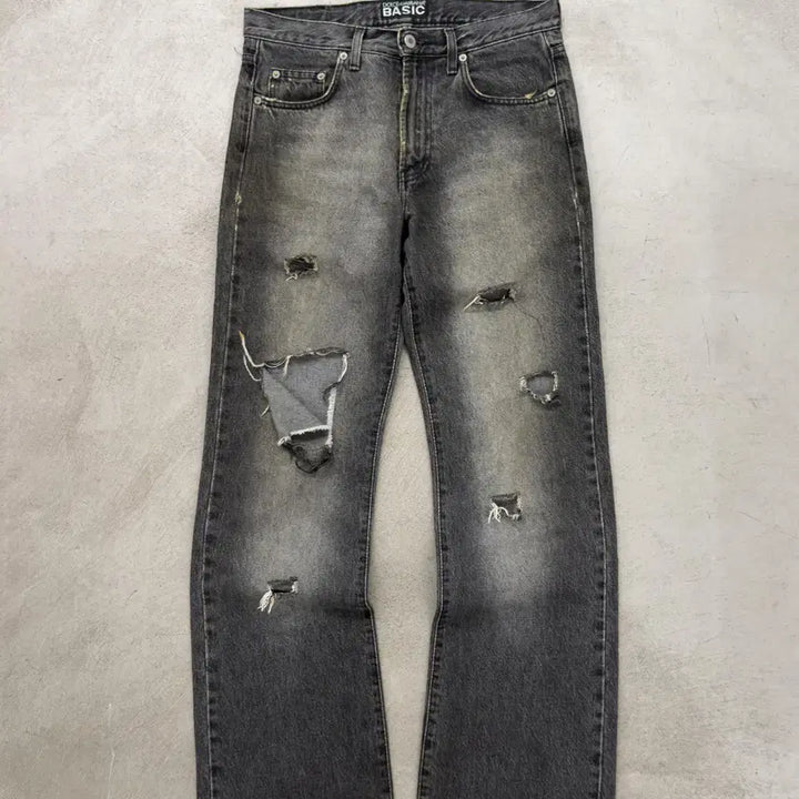 [BUNJANG] Dolce &amp; Gabbana Flare Denim Pants / 돌체앤가바나 플레어 데님