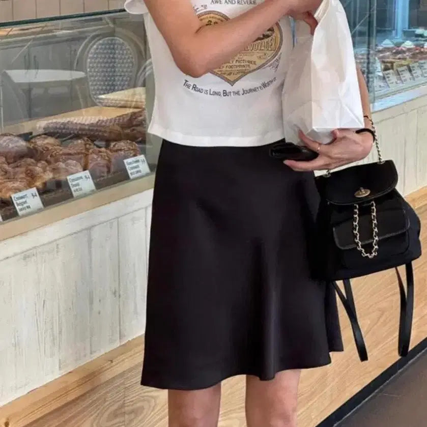 [BUNJANG] Omew Satin Silky Skirt Midi Black XS / 오뮤 새틴 실키스커트 미디 실크스커트 블랙 xs