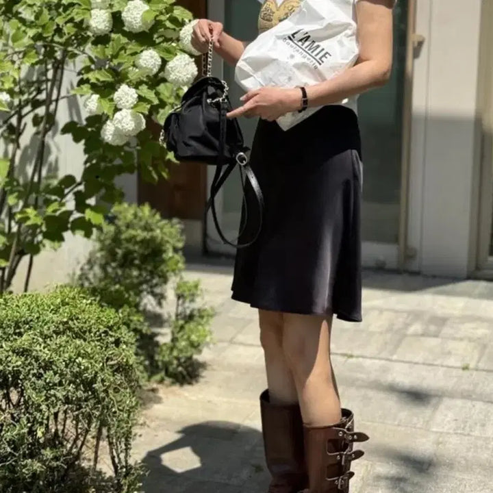 [BUNJANG] Omew Satin Silky Skirt Midi Black XS / 오뮤 새틴 실키스커트 미디 실크스커트 블랙 xs