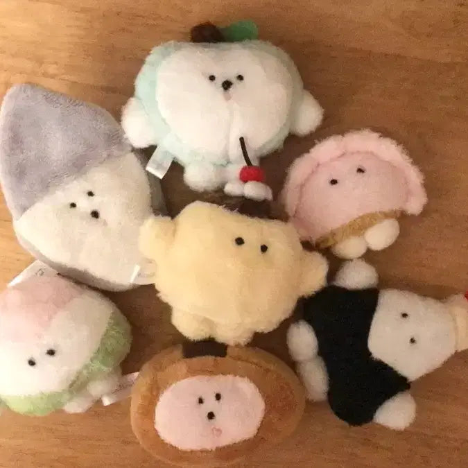 [BUNJANG] Sanrio Kitty Japanese Retro Style Pudding Mochi Plush Doll Set (7 pcs) / 레어! (7개 세트)일본 고전풍 푸딩 모찌 사과 복실복슬 인형 키티
