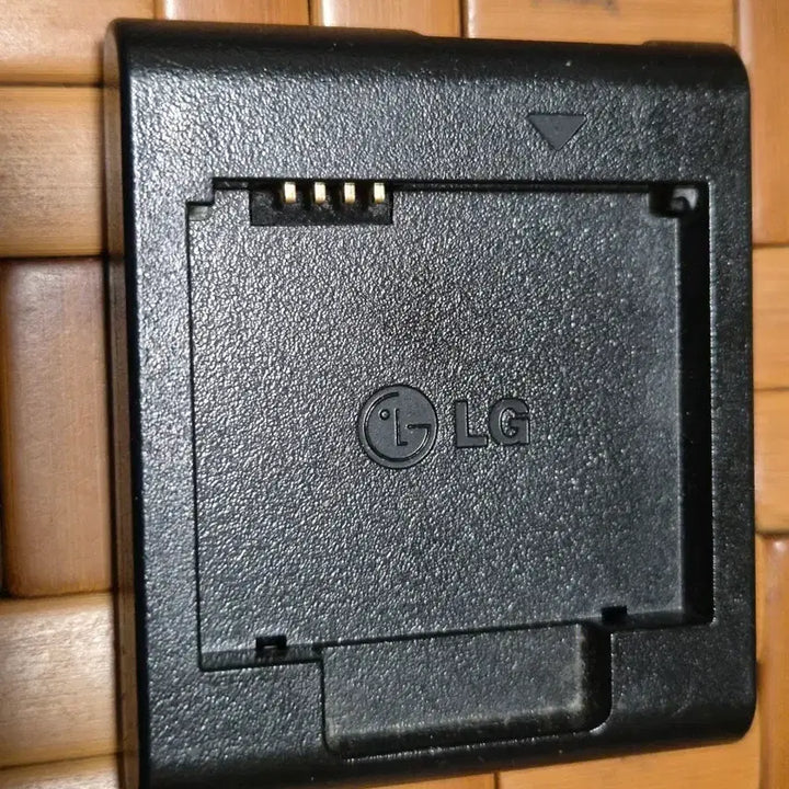 [BUNJANG] LG Genuine Charging Cradle / 충전 거치대