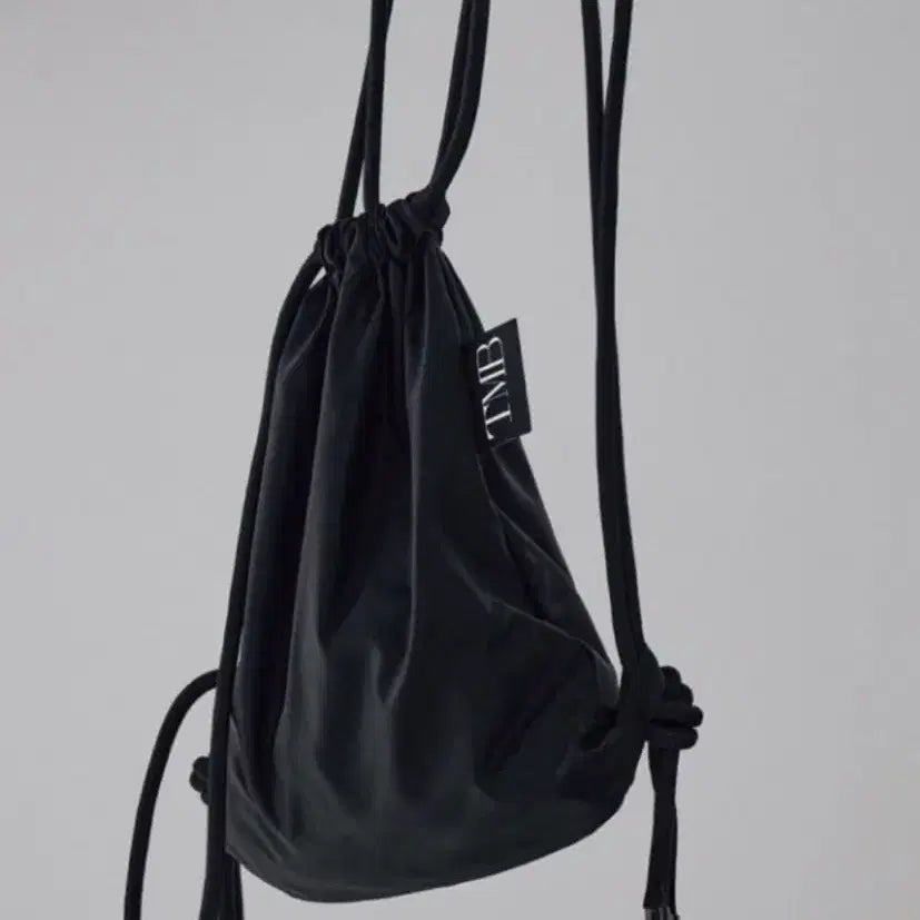[BUNJANG] Trimming Bird Gym Bag Black / 트리밍버드 짐색 가방 블랙