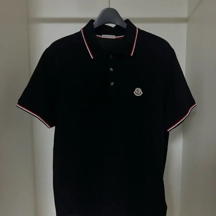 [BUNJANG] Moncler 22SS Polo T-Shirt Black Size M / [정품/새상품급] 22SS 몽클레어 폴로 반팔 카라티