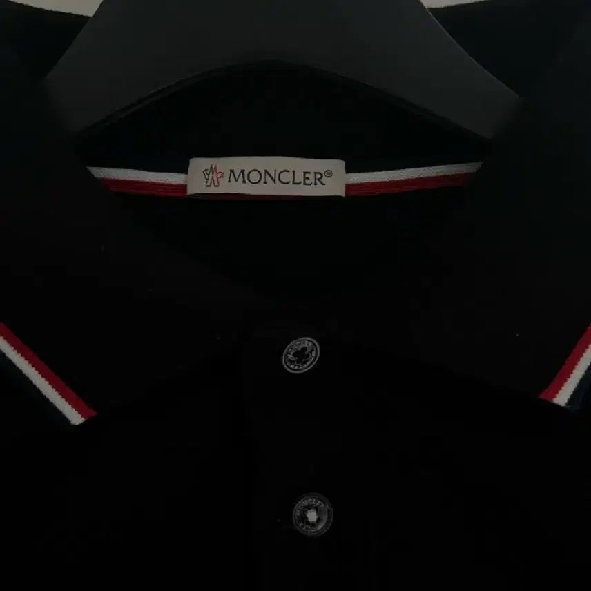 [BUNJANG] Moncler 22SS Polo T-Shirt Black Size M / [정품/새상품급] 22SS 몽클레어 폴로 반팔 카라티