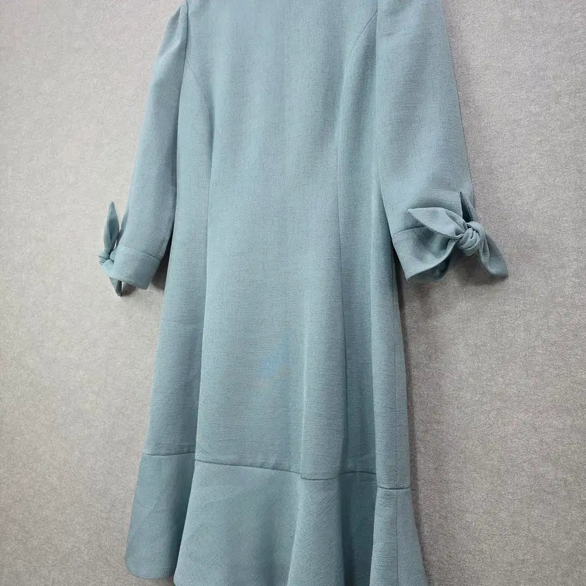 [BUNJANG] LINE Ribbon Sleeve Dress / LINE 리본 소매 원피스