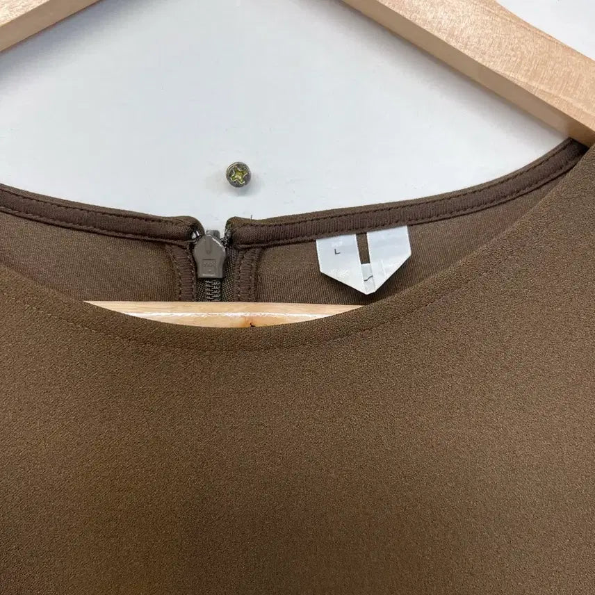 [BUNJANG] ARKET Brown Polyester Stretch Dress L / 아르켓 브라운 폴리에스터 스트레치 원피스 L