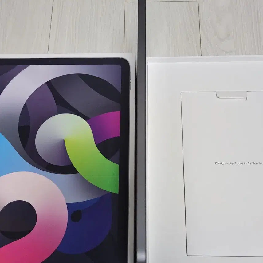 [BUNJANG] Apple iPad Air 4th Gen (64GB, Wi-Fi) + Apple Pencil 2nd Gen + Case / 아이패드에어4 + 애플펜슬2세대 + 케이스 SSS급