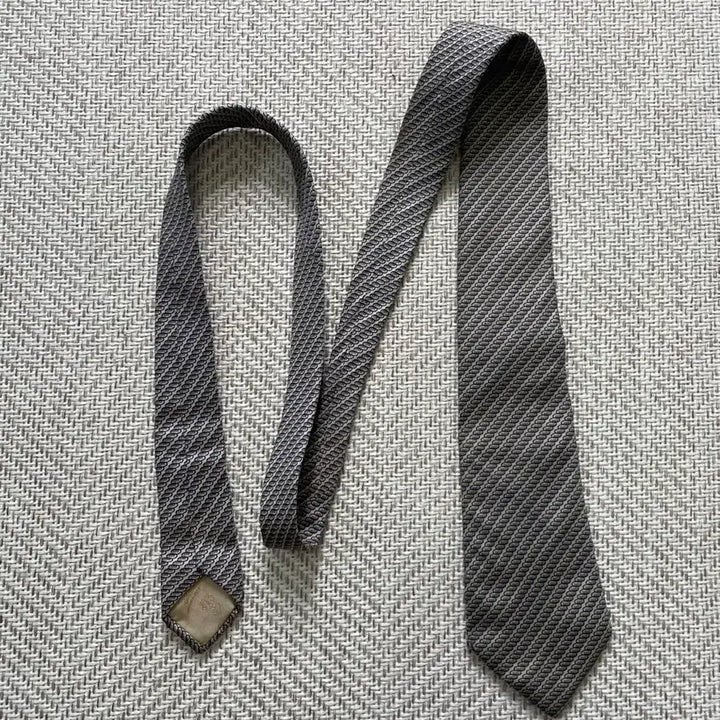 [BUNJANG] Gucci Italian Silk Necktie / Gucci 구찌 이태리 실크 넥타이