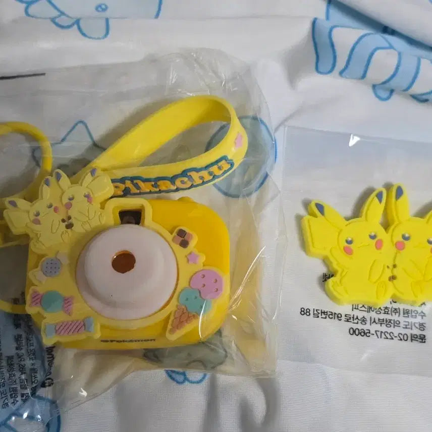 [BUNJANG] Orthomol Pokemon Pikachu Projection Camera &amp; Magnet Set / 오쏘몰 포켓몬스터 피카츄 프로젝션 카메라 / 마그넷 세트