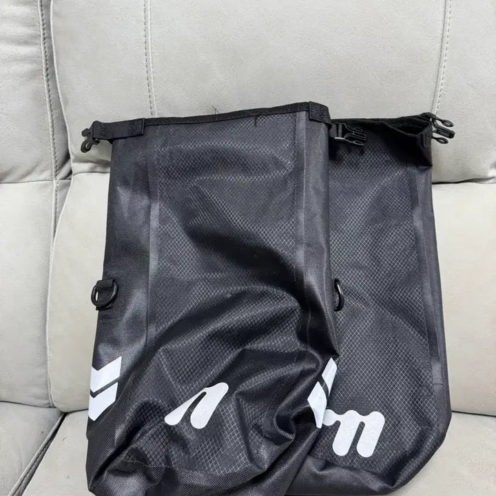 [BUNJANG] West Biking Bicycle Front Fork Bag 5.5L / 웨스트바이킹 자전거 프론트 포크백 5.5L