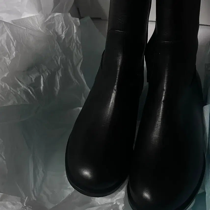 [BUNJANG] Karen White Genuine Leather Black Long Boots Size 235 / 카렌화이트 소가죽 블랙 롱부츠 235