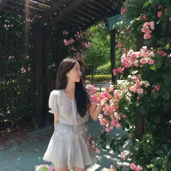 [BUNJANG] Fineh Etere Lace Blouse Set / fineh 피네마켓 에테레이스 세트