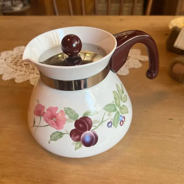 [BUNJANG] Vintage Japanese Floral Enamel Kettle / 일본 빈티지 꽃무늬 법랑 주전자