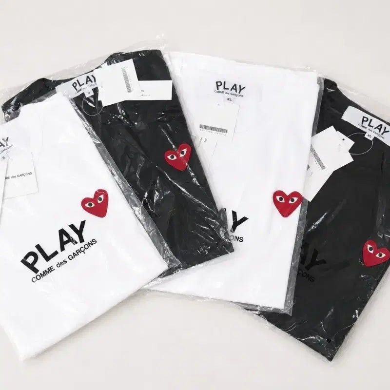 [BUNJANG] Comme des Garçons Play Unisex Short Sleeve T-Shirt / 남녀공용 꼼데가르송 반팔티