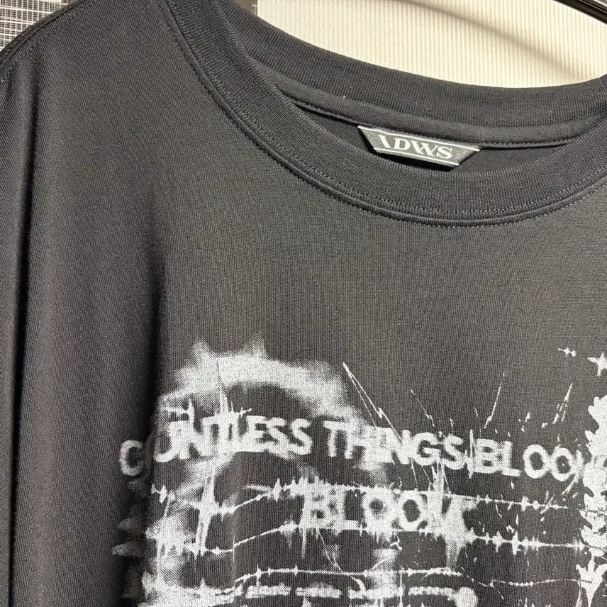 [BUNJANG] IDWS Black T-shirt Size 2 / IDWS 아이돈워너셀 반팔 블랙 2size