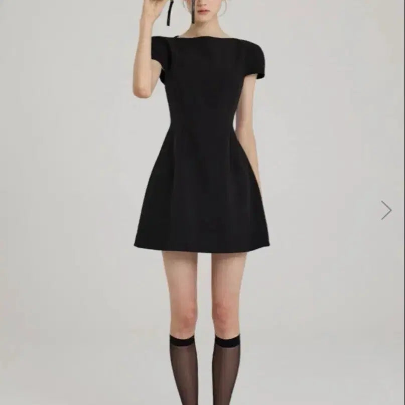 [BUNJANG] FLOUM Iconic One-Piece Dress S / 플로움 아이코닉 원피스 S