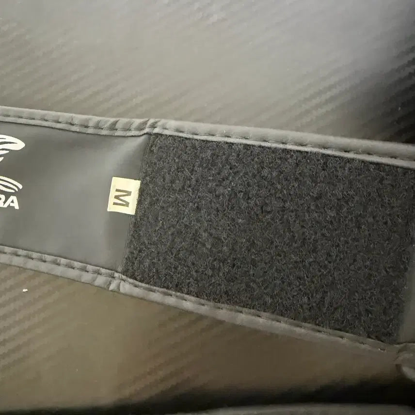 [SOLD OUT] 제브라 MMA 글러브 블랙 M