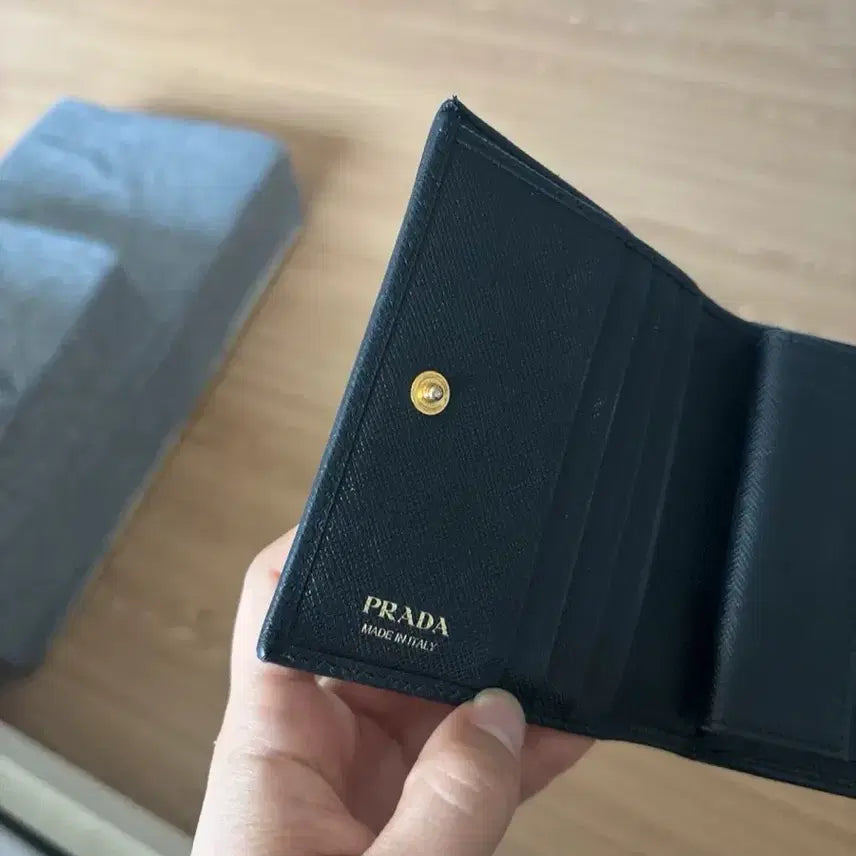 [BUNJANG] Prada Saffiano Wallet Black / 프라다 사피아노 반지갑 블랙