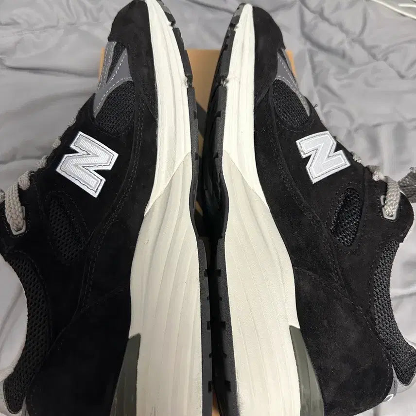 [BUNJANG] New Balance 991v2 Black - 260mm / 뉴발란스 991v2 블랙 260 팝니다.