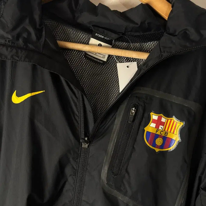 [BUNJANG] Nike Barcelona Windbreaker Jacket / 나이키 바르셀로나 바람막이