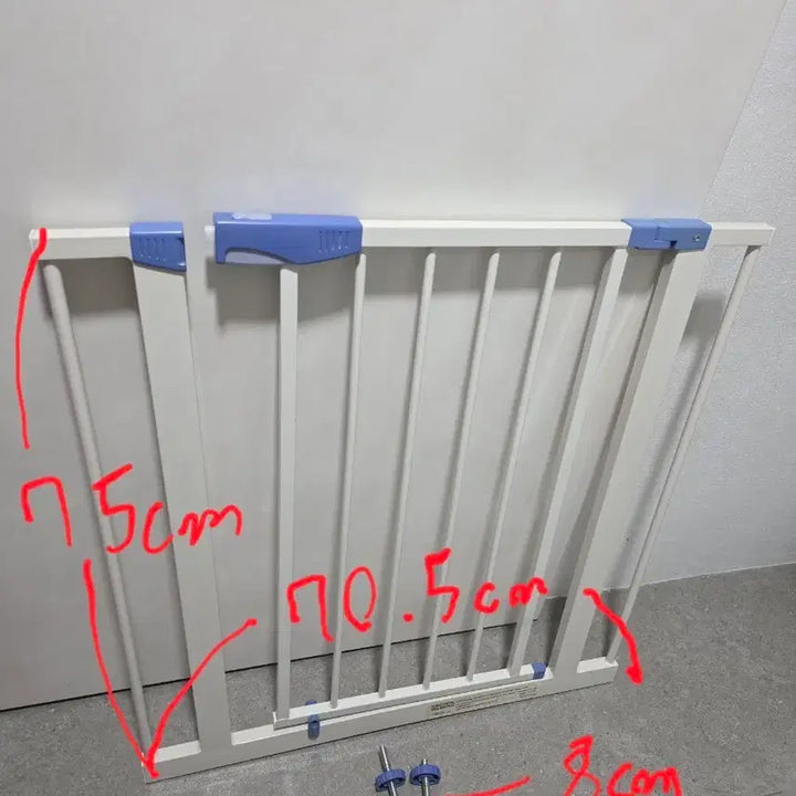 [BUNJANG] Baby Safety Gate with Extension Fences (Set) / 개당가격 깨끗한 안전문 가드 아기안전문 연장펜스 포함 일괄판매 안전문 아