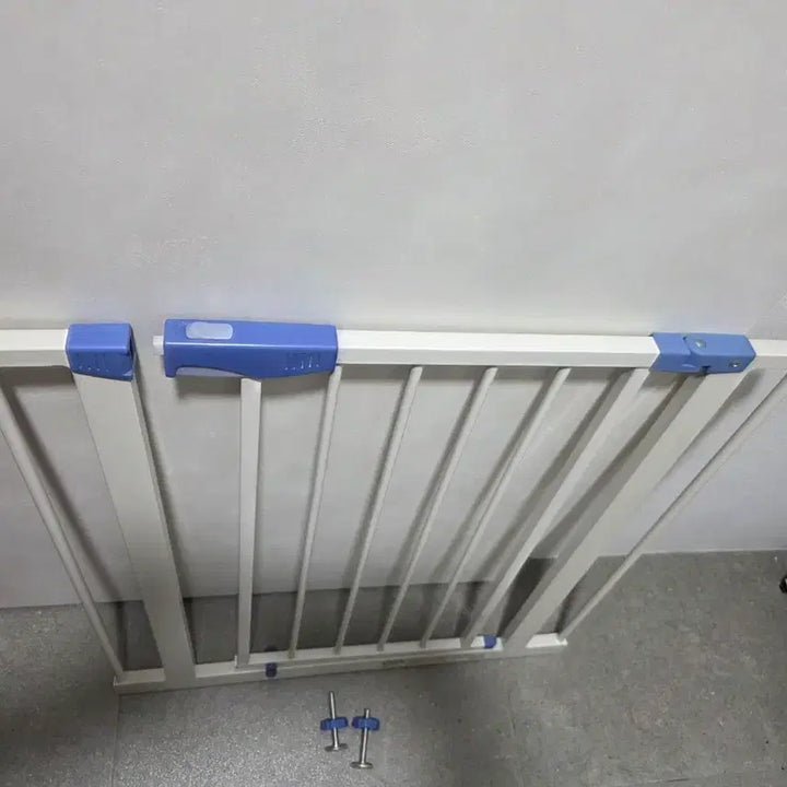 [BUNJANG] Baby Safety Gate with Extension Fences (Set) / 개당가격 깨끗한 안전문 가드 아기안전문 연장펜스 포함 일괄판매 안전문 아