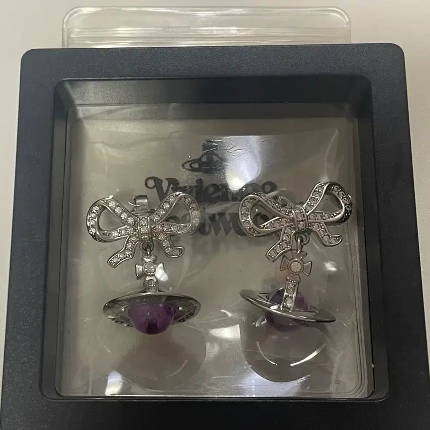 [BUNJANG] Vivienne Westwood Orb Octavia Earrings Purple / 비비안웨스트우드 orb 퍼플 옥타비에 귀걸이