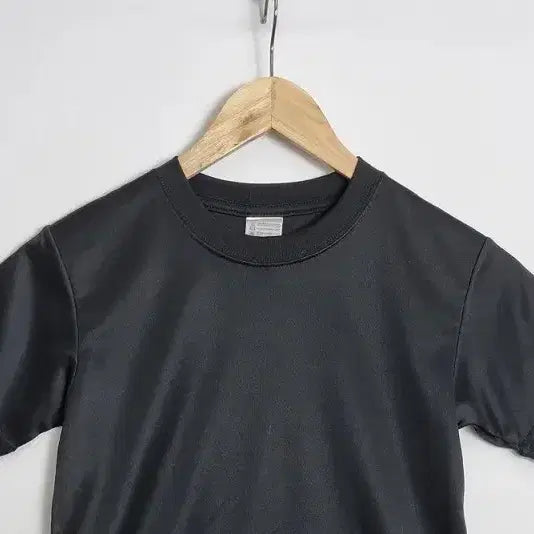 [BUNJANG] JPN Kids Black Performance Short Sleeve T-Shirt [130] / JPN 블랙 기능성 스포츠 키즈 반팔 티 [130]