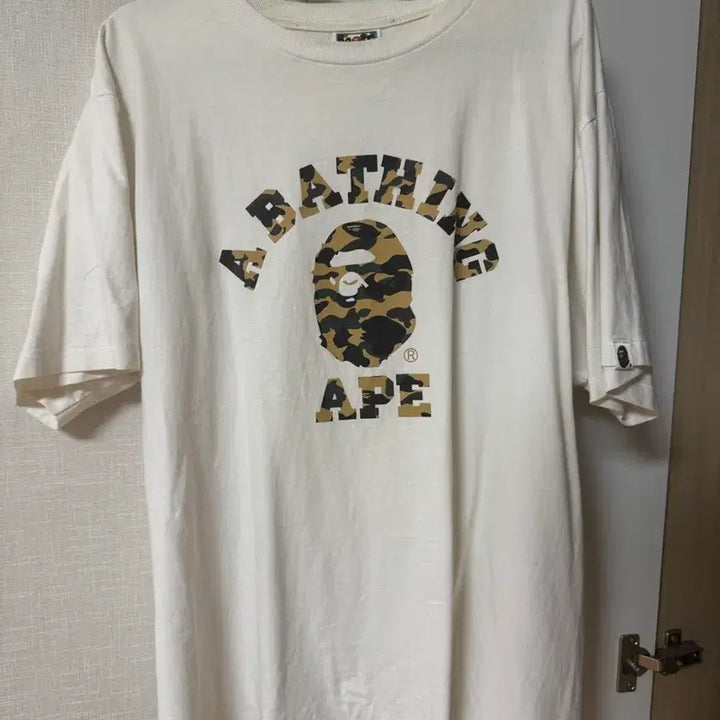[BUNJANG] BAPE Camo Short Sleeve T-Shirt White XL / 베이프 카모 반팔 티셔츠 화이트 XL