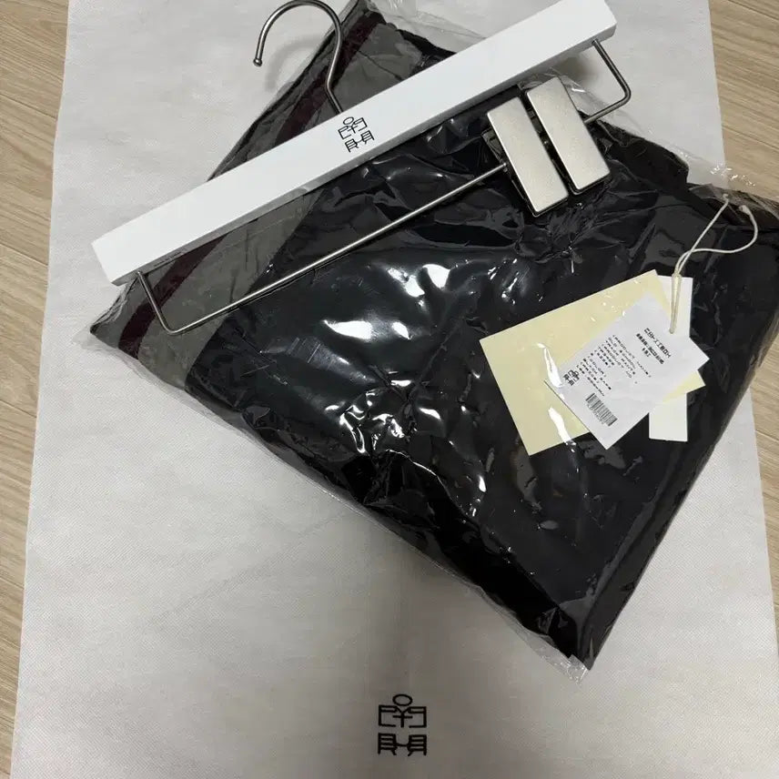 [BUNJANG] Politeru Old School Track Pants Black Sage / [2] 폴리테루 올드스쿨 트랙팬츠 블랙세이지