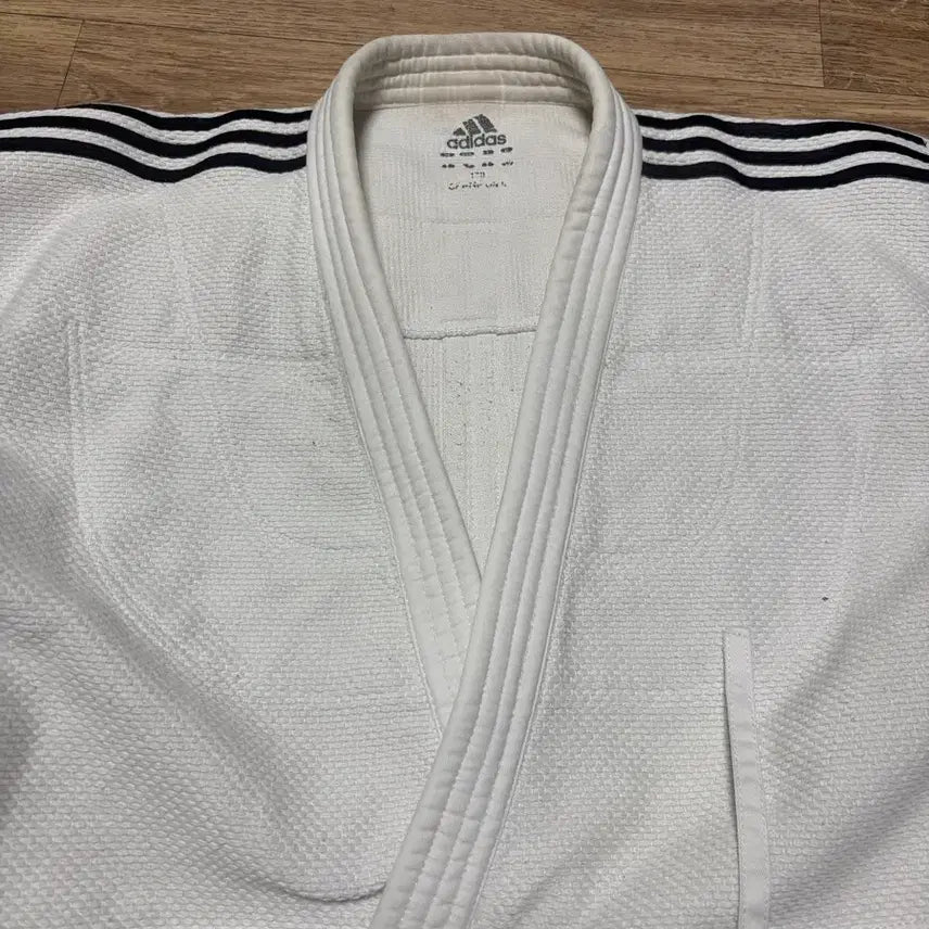[BUNJANG] Adidas Champion 2 Judo Uniform White 170 / 아디다스 유도복 챔피언2 백 170