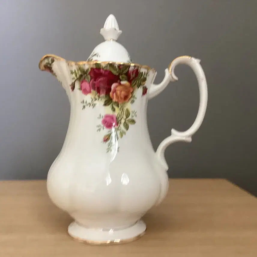 [BUNJANG] Royal Albert Imperial Rose Large Water/Milk Jug (First Quality) / 로얄알버트 황실장미 레어템 워터 저그.