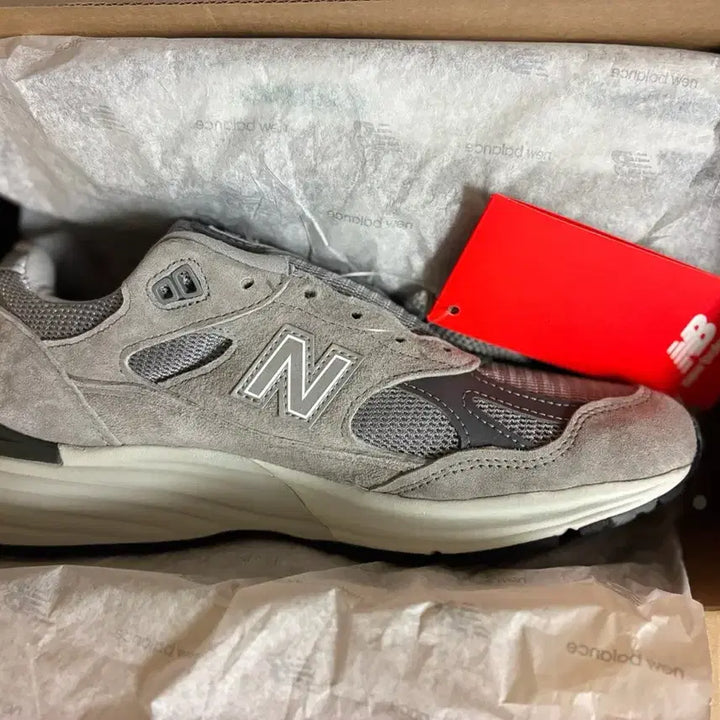 [BUNJANG] New Balance 991v2 Made in UK Grey Sneakers (240mm) / 뉴발란스 991v2 (made in uk) 그레이 240 새상품