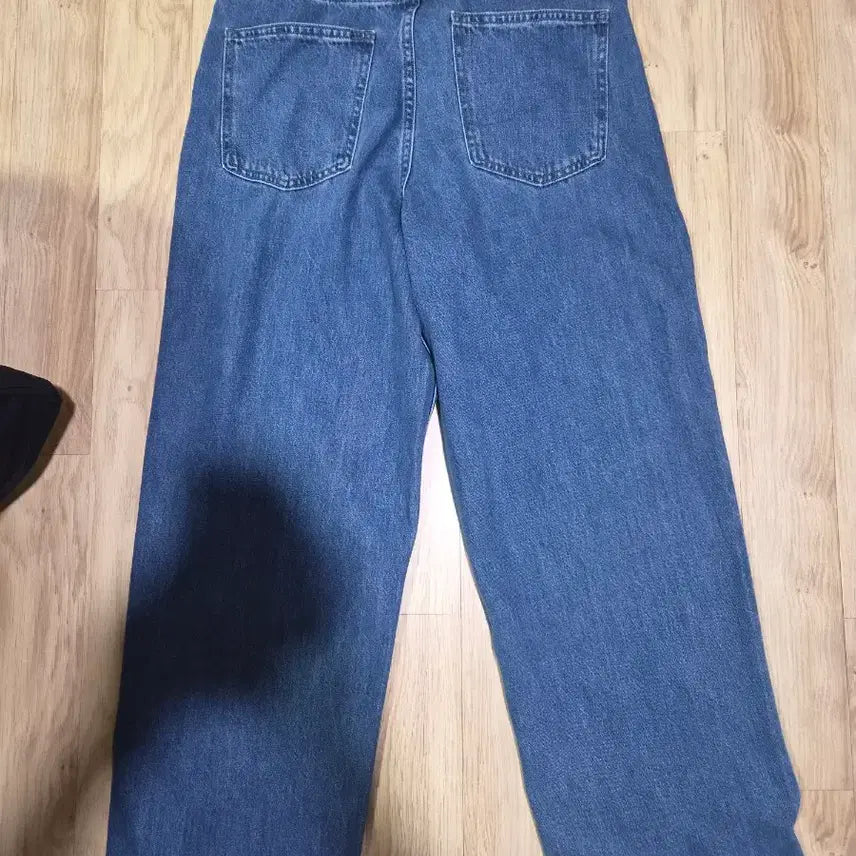 [BUNJANG] Uniqlo Wide Straight Jeans 66 Blue / 유니클로 와이드스트레이트진 66 blue 32 485633