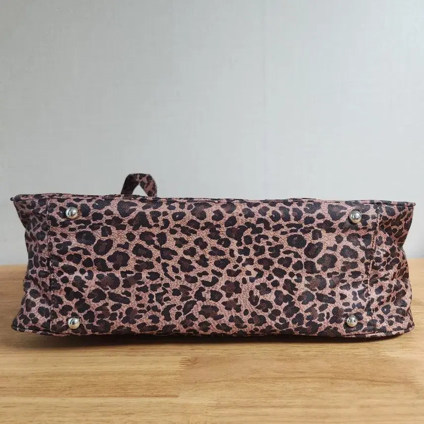[BUNJANG] Hello Kitty Leopard Print Shoulder Bag / 헬로키티 호피가방