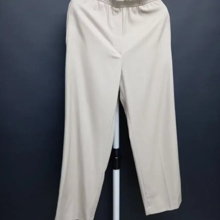 [BUNJANG] System Spring/Summer/Autumn Regular Fit Trousers Oatmeal/Light Beige (Size 61) / 시스템 춘하추 일자통핏팬츠 61.33.44