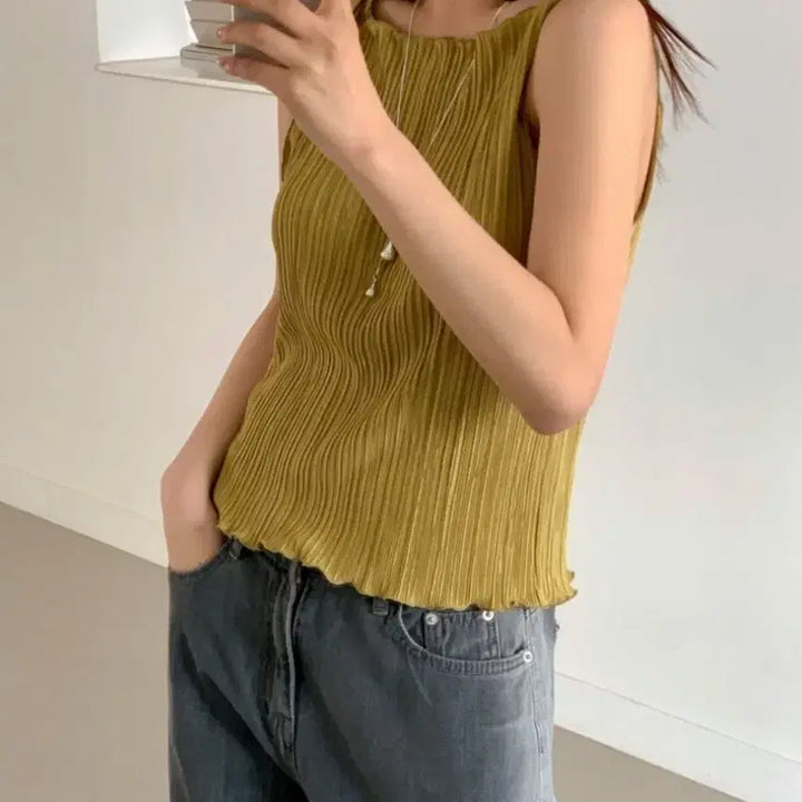 [BUNJANG] Pleated Sleeveless Top (4 Colors) / <새상품> 플리츠 나시 4color