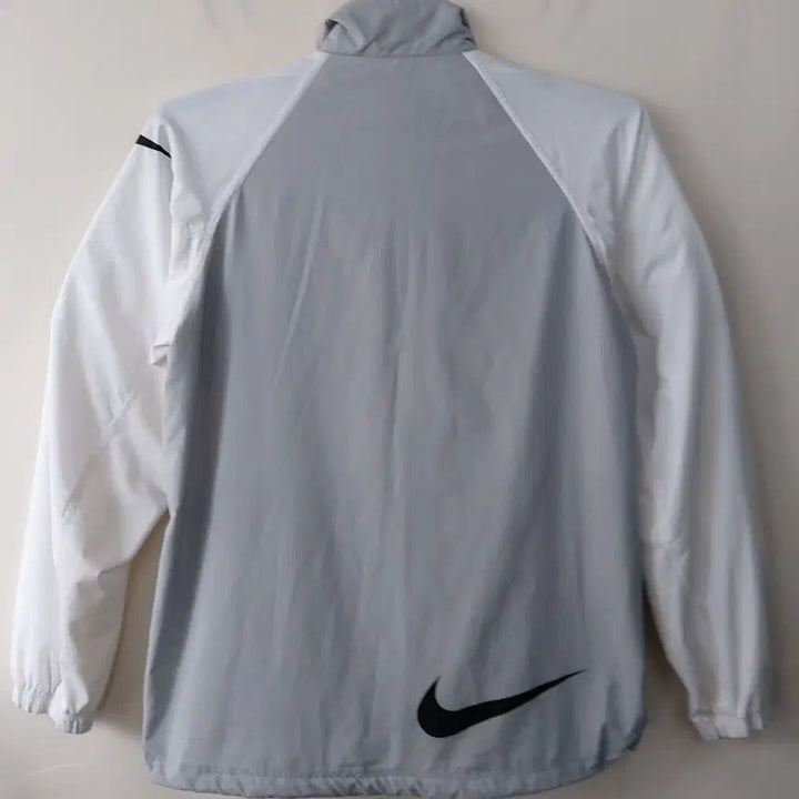[BUNJANG] Nike 00s Vintage M/95-100 Windbreaker Jacket - Grey/White / 나이키 00s빈티지 M/95~100 바람막이 자켓. GW.