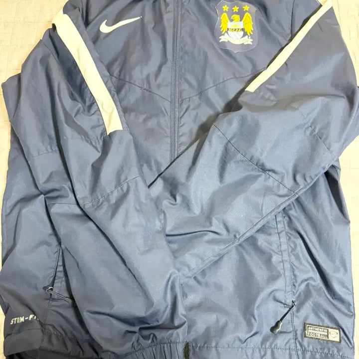 [BUNJANG] Nike Manchester City Old School Windbreaker / [M]나이키 맨시티 올드스쿨 바람막이