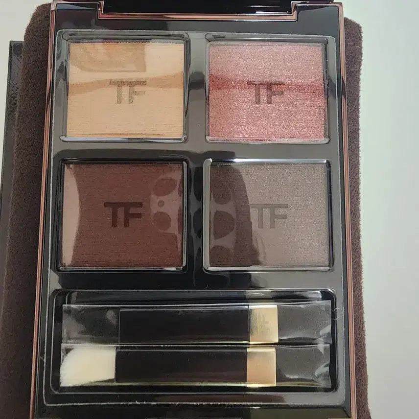 [BUNJANG] Tom Ford Eye Color Quad Cream 46 Amber Bronze / 톰포드 아이컬러 쿼드 크림 46 앰버 브론즈 새상품 판매합니다.