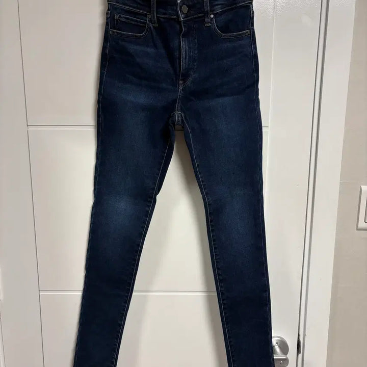 [BUNJANG] Uniqlo Ultra Stretch Skinny High-Rise Jeans / (새상품급 / 25) 유니클로 울트라 스트레치 스키니 하이라이즈 진 데님