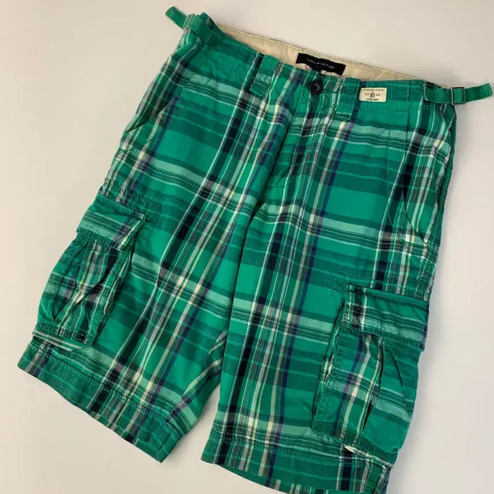 [BUNJANG] Tommy Hilfiger Check Cargo Shorts / 타미 체크 카고 반바지