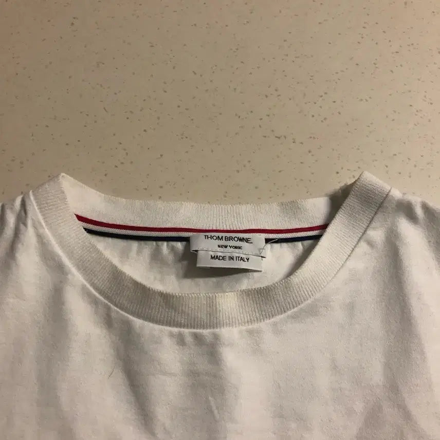 [BUNJANG] Thom Browne Signature Stripe T-Shirt / [40]톰브라운 삼선 반팔티셔츠